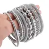 Pulsera de Acero Inoxidable para Mujer, Pulsera de Resorte Irregular Giratoria Roscada, Popular Joyería Retro Europea y Americana que No se Desvanece para DIY
