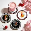 Posavasos de Gallo Peculiar Transfronterizos, Posavasos de Madera Antideslizantes y Aislantes del Calor con Diseño a Cuadros Rosas y Negros, Posavasos que Calientan el Corazón