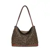 Moda Japonesa Coreana Bolso de Lona Estampado de Leopardo Gran Capacidad para el Trabajo 2026 Nuevo Otoño para Mujer Bolso de Hombro Único de Mano para el Brazo