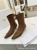 Botas de Cano Alto Longas de Camurça Estilo Inverno Ther* Transfronteiriças, Botas de Moda Versáteis Estilo Britânico Bico Fino Salto Agulha Altura do Joelho
