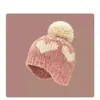 Chapéu de Lã Tricotado com Pom-Pom de Coração Estilo Coreano para Mulheres, Outono e Inverno, Circunferência da Cabeça Grande, Chapéu Quente Protetor de Orelhas, Chapéu Lei Feng Emagrecedor