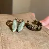 Anel Vintage Borboleta Estilo Chinês Retro para Mulheres, Anel Estilo Desgastado, Toque de Luxo Leve Nicho High-End, Anel Ajustável para Dedo Indicador