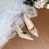 Sapatos de Salto Alto Femininos Bico Fino Flores de Glitter Cristal Baixo Estilo Fada Gentil Sapatos para Vestido de Casamento Sapatos para Vestido de Banquete Mulheres