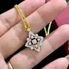 V-Gold Chapado en Oro Grueso Collar Bucci Trébol de Cuatro Hojas Ópera Casa Acabado Cepillado Lujo Ligero Oro Rosa Vintage Estilo de Corte para Mujer Venta al por Mayor