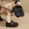 Zapatos de algodón con correa de hebilla de cuero francés 2026 zapatos de felpa Birkenstock con lunares casuales versátiles otoño e invierno novedad zapatos de tacón oculto para mujer