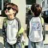 Camiseta de Manga Larga con Parches para Niños Niños Otoño Invierno 2026 Nuevo Estilo Niños Cálida Térmica Forro Polar Capa Base Casual Ropa Interior