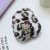 Nuevo Monedero Bordado de Gato Kt con Estampado de Leopardo de Felpa de Huayang Accesorios para Lanyard de Teléfono Móvil Monedero Bolsa para Auriculares Bolsa para Joyería
