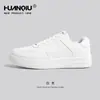 Zapatillas Blancas Gruesas Forradas de Polar Universales para Hombre, Nuevo Modelo Invierno 2025, Zapatos para Hombre de Suela Gruesa que Aumentan la Altura, Zapatillas Cálidas Antideslizantes