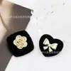 Botón de rombo metálico flocado al por mayor para abrigo de tweed de mujer, botón cuadrado de camelia, botón de lazo en forma de corazón