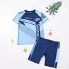 Roupa de Banho Infantil para Meninos, Modelo Novo 26, Conjunto de Duas Peças para Meninos Maiores, Adolescentes e Alunos do Ensino Fundamental, Conjunto Completo de Shorts de Banho e Equipamento