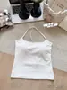 Camisole Dopamine com costas cruzadas para mulheres, adequada para usar sozinha ou em camadas, design de costas sexy e bonito, com bojos embutidos, top confortável, doce e picante