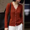 Novedad Otoño/Invierno 2026 Ropa de Punto para Mujer Cárdigan de Punto con Cuello en V Suéter de Punto de Bambú Suéter Fino para Mujer Abrigo Clásico Versátil