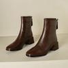 Novas Botas Curtas de Cavaleiro Costuradas com Bico Quadrado Botas Femininas Europeias e Americanas de Outono e Inverno com Salto Médio Grosso Botas 40-43 Botas de Exportação