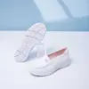 Sapatos de Enfermeira em Couro de Vaca Cereja Carmesim para Mulheres, Sola Macia, Respirável, Leve, Confortável, Antiderrapante, Fáceis para os Pés, Operados com o Pé, Branco, Estilo Primavera/Verão/Outono/Inverno