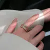 Anillo Abierto Elegante de Circonita para Mujer, Diseño de Nicho Ins, Anillo de Dedo Índice de Moda de Lujo de Alta Gama, Nuevo Modelo 2026
