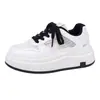 Zapatos Versátiles Cómodos de Suela Gruesa para Mujer 2026, Tenis Casuales Simples y de Moda, Zapatos de Malla Color Block Estilo Coreano Estilo Universitario
