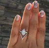 Anillo de ojo de caballo de circón para mujer diseño europeo y estadounidense joyería venta al por mayor directa de fábrica r5844
