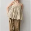 Camisola floral estilo vacacional para mujer, nuevo diseño de verano 2026, plisada, adelgazante, color liso, top en capas