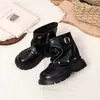 Otoño 2026 Nuevas Botas para Niños Moda y Geniales Botas Estilo Martin Estilo Británico Retro Remaches Botas de Moda para Niñas Botas Individuales