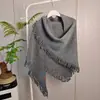 Chal Triangular de Punto de Lana Gruesa para Mujer en Invierno, Estilo Nuevo, Gama Alta, Cálido y a Prueba de Frío, Versátil para Habitación con Aire Acondicionado