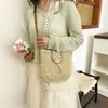 Bolsas Tejidas a Mano para Mujer 2026 Nueva Moda de Verano Nicho Bolso de Paja para Vacaciones en la Playa Bolso Cruzado Tipo Cubo