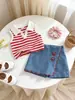 Roupa de verão para meninas: nova camisa polo, regata listrada, saia e calça jeans retrô, fofo e doce, direto da fábrica