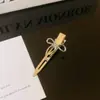 Pasador de Pelo con Lazo Brillante de Diamante Plateado de Lujo Ligero, Pinza Dulce y Fresca para Flequillo Lateral de Niña, Pinza de Pato de Aspecto Elevado