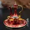 Artesanías de Lata de Colores de Característica Étnica de Xinjiang Adornos Pequeños Utensilios para Vino Regalos de Botella de Vino de Metal Regalos Conmemorativos