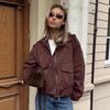 Jaqueta Bomber Marrom Retrô Transfronteiriça Cor de Café para Mulheres Inverno 2025 Moda Solta Europeia e Americana Jaqueta de Camurça com Lapela