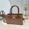 Bolsa Cuadrada Pequeña de Moda Suave Estilo Coreano para Mujer Nueva de Verano 2026, Bolso Cruzado de Hombro Versátil de Alta Gama, Bolsos para Mujer al por Mayor