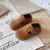 Novos Calçados Birkenstock Infantis Primavera/Outono 2026 Unissex Retro Solado Macio Sapatos Individuais Bebê Couro Fosco Sapatos Slip-on de Couro