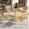 Juego de mesa y sillas para patio y balcón de exterior para uso doméstico, mesa y sillas modernas de arte en hierro de lujo ligero para tiendas de té con leche, cafeterías y espacios de ocio al aire libre