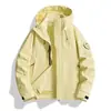 Jaqueta outdoor três em um estilo Luotuo para mulheres conjunto de duas peças super bonito para homens vestuário à prova de vento e chuva para viagens caminhadas montanhismo