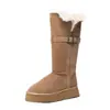 Primeiro Encontro Temporada 2026 Novas Botas de Neve com Solado Grosso para Mulheres Decoração com Fivela de Couro Botas Quentes de Cano Médio Inverno Espessadas com Plus Fleece