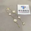 Versão de Luxo V-Gold Novo Bracelete, Colar com Monograma de Trevo de Quatro Folhas, Brincos de Madrepérola Naturais, Design Moderno de Flor Dupla de Luxo Leve