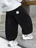 Calças de Lã Forradas para Meninos Inverno 2026 Novo Estilo Coreano Roupas Legais para Meninos Calças Compridas Calças Quentes de Inverno para Crianças Tendência