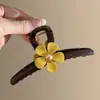 Pinza para el pelo de gran volumen estilo coreano, pasador exquisito de alta gama, clip para el pelo de tiburón, modelo nuevo 2026, accesorio para el pelo