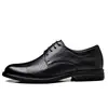 Sandálias Masculinas de Couro Bovino de Primeira Camada, Novos Sapatos de Couro Formais de Negócios Estilo Verão, Sapatos Masculinos Estilo Coreano de Couro Genuíno Bico Fino Estilo Britânico Respiráveis Tendência