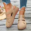 Sandálias Romanas Fechadas de Dedo Estilo Casual para Mulheres, Verão 2026 Planas Vazadas Respiráveis Tamanho Grande Sandálias Femininas Atacado