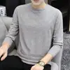 Nova Camiseta Branca de Manga Longa Outono Masculina Primavera e Outono Novas Camisetas Internas Cor Pura Camisas de Base Moletons Roupas de Outono
