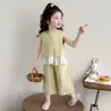 Conjunto sem mangas para meninas 2026 Novo Estiloso Roupa de Verão para Crianças, Conjunto Falso de Duas Peças para Bebês Meninas, Conjunto de Duas Peças de Verão
