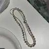 Hebilla cuadrada de fritillaria microincrustada collar de perlas Shijia de dos capas Cadena para clavícula apilada de color mixto de lujo ligero para mujer