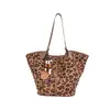 Bolso tote de hombro único retro europeo y americano para mujer, nuevo súper popular 2026, bolso de mano simple, bolso de axila para commuting