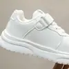 Tamanhos 27-37, novos modelos de outono em estoque, calçados infantis colados a frio atacado, tênis infantis, sapatos brancos para meninos estudantes 6566
