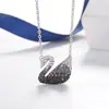 Versión de Alta Gama Shijia del Collar Ojo del Diablo para Mujer Presenta un Colgante de Cadena para Clavícula Corazón Latiente Cisne Dinámico de Swarovski