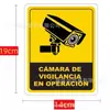 É proibido estacionar em frente à porta da garagem na Espanha.. Por favor, não estacione na área da entrada.. Existe um aviso de entrada e saída de veículos na parte interna da porta da garagem.