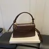 Bolsa de Mão Tendência Elegante Cor Sólida Simples 2026 Inverno Nova Casual Temperamento Ombro Único Transversal Pequena Quadrada Bolsa Feminina
