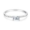 Anillo Pequeño de Fila de Diamantes Anillo de Fila en Forma de V Plata de Ley 925 Anillo Femenino Combinación de Circonita Anillo Apilable para Dedo Índice Anillo de Cola Anillo de Combinación Fina Moda