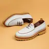 Zapatos Oxford clásicos de cuero para hombre estilo británico con un toque de alta gama, suelas gruesas, que aumentan la altura, adecuados para negocios casual y uso versátil, perfectos para bodas y trajes