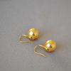 Pendientes de botón de plata 925 con imitación de perla redonda perfecta de alto brillo en tono dorado del Mar del Sur, minimalistas, elegantes, de nicho japonés y coreano, joyería